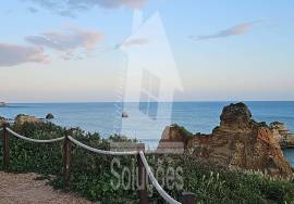 Store for Sale in Praia da Rocha – Adapt to Your Business!