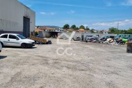 Warehouse for rent in Louro