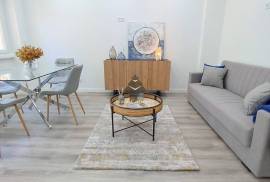 Modern 3-Bedroom Apartment in Central Benfica