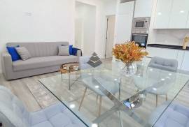Modern 3-Bedroom Apartment in Central Benfica