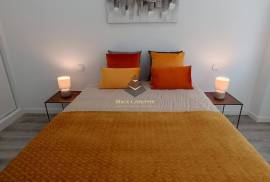 Modern 3-Bedroom Apartment in Central Benfica