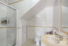 Carvoeiro - Immaculate 2-bedroom townhouse