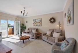 Carvoeiro - Immaculate 2-bedroom townhouse