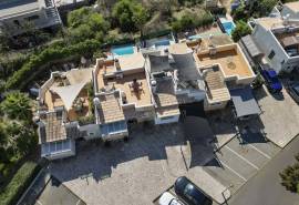 Carvoeiro - Immaculate 2-bedroom townhouse