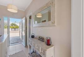 Carvoeiro - Immaculate 2-bedroom townhouse
