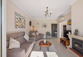 Carvoeiro - Immaculate 2-bedroom townhouse
