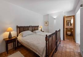 Monchique - 3-bedroom mountain retreat with additional 3-bedroom cottage