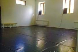 Rural House in Bajauri – Comfort, Nature and Space for Groups