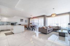 Three-Bedroom Property with Garden and Sea Views in St. Paul’s Bay