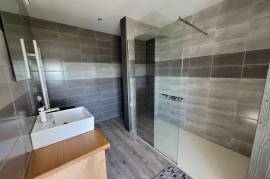 Charming Renovated Villa With Independent Studio And Rental Potential, 5990 M2 Of Land With Swimming Pool.