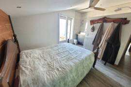 Charming Renovated Villa With Independent Studio And Rental Potential, 5990 M2 Of Land With Swimming Pool.