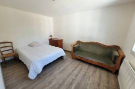 Charming Renovated Villa With Independent Studio And Rental Potential, 5990 M2 Of Land With Swimming Pool.
