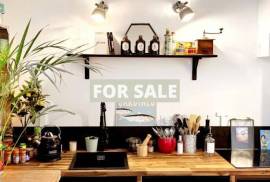 Elegant Property 200m From the Sea with Views