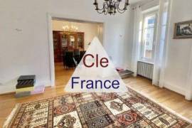 // Appartement Duplex 180 Ma