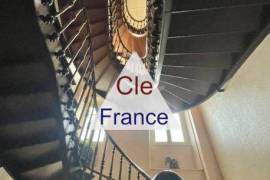 // Appartement Duplex 180 Ma