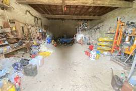 Exceptional Property with Land