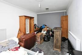 3 bedroom, Semi-detached house for sale