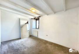 4 bedroom, Barn Conversion for sale