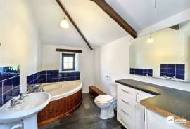 4 bedroom, Barn Conversion for sale