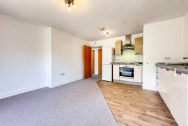 2 bedroom, Ground floor flat for sale