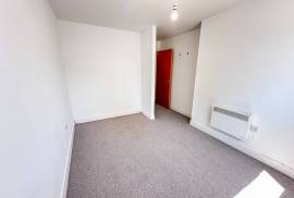 2 bedroom, Ground floor flat for sale