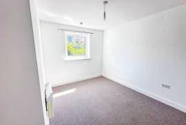 2 bedroom, Ground floor flat for sale