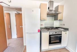 2 bedroom, Ground floor flat for sale