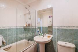 3 bedroom, Apartment for sale
