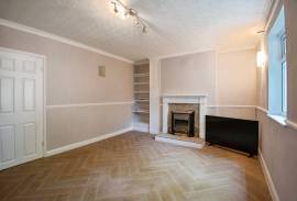 2 bedroom, Detached house for sale 2 bedroom, Detached house for sale