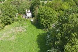 2 bedroom, Detached house for sale 2 bedroom, Detached house for sale