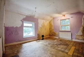 2 bedroom, Detached house for sale 2 bedroom, Detached house for sale