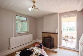 2 bedroom, Detached house for sale 2 bedroom, Detached house for sale