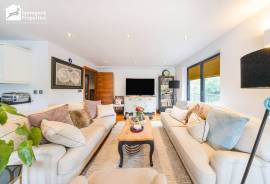 3 bedroom, Apartment for sale