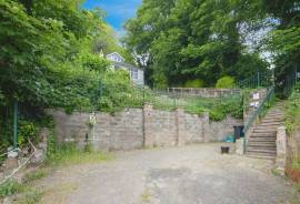 4 bedroom, Detached bungalow for sale