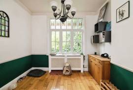 4 bedroom, Detached bungalow for sale