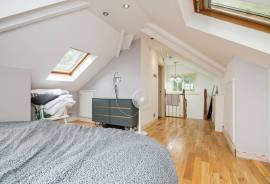 4 bedroom, Detached bungalow for sale