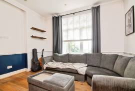 4 bedroom, Detached bungalow for sale