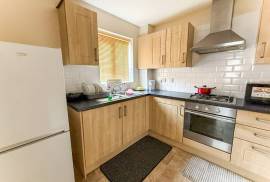 3 bedroom, Detached house for sale