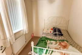 3 bedroom, Detached house for sale