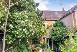 3 bedroom, Terraced House for sale