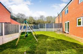 4 bedroom, Detached house for sale