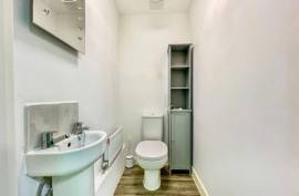 4 bedroom, Detached house for sale