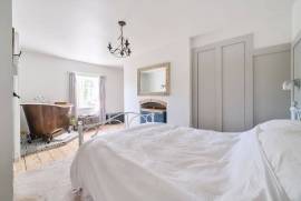 3 bedroom, End of terrace house for sale