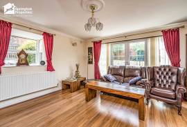 3 bedroom, Bungalow for sale