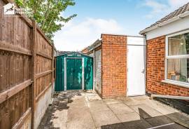 3 bedroom, Bungalow for sale