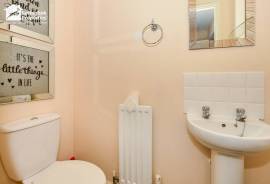 4 bedroom, Terraced House for sale