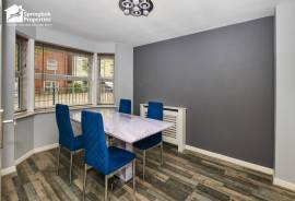 4 bedroom, Terraced House for sale