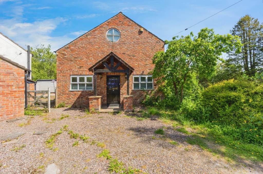3 bedroom, Detached house for sale