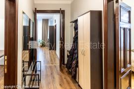 Apartment for rent in Riga, 90.00m2