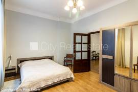 Apartment for rent in Riga, 90.00m2